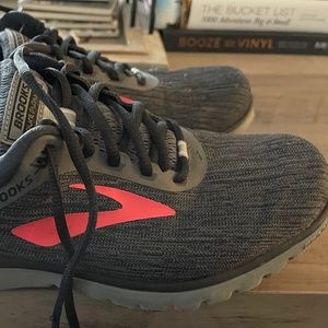 Brooks Pureflow 7 Black and Coral Running Shoes